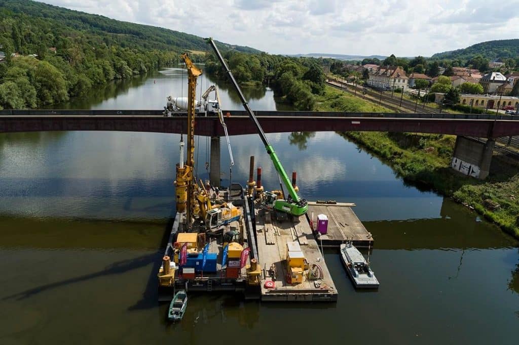 Travaux fluviaux palplanches métalliques